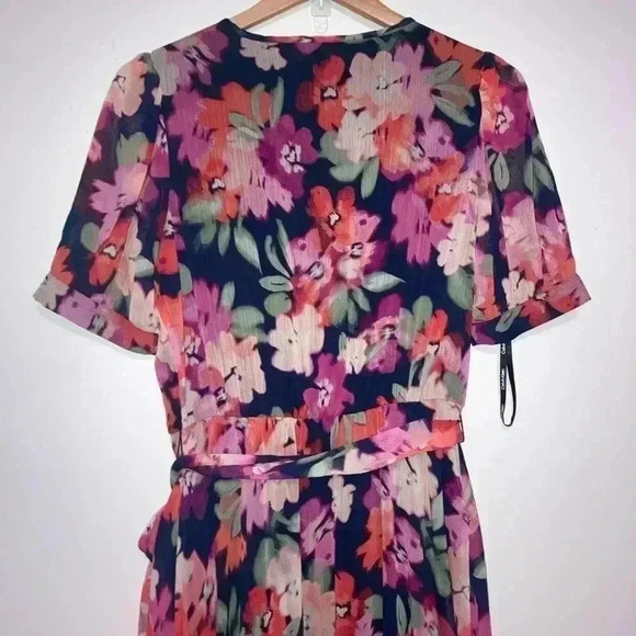 Calvin Klein Floral-Print Belted MIDI Dress - Picture 6 of 9